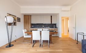 Top Floor Apt With Rooftop Terrace Near St. Peter