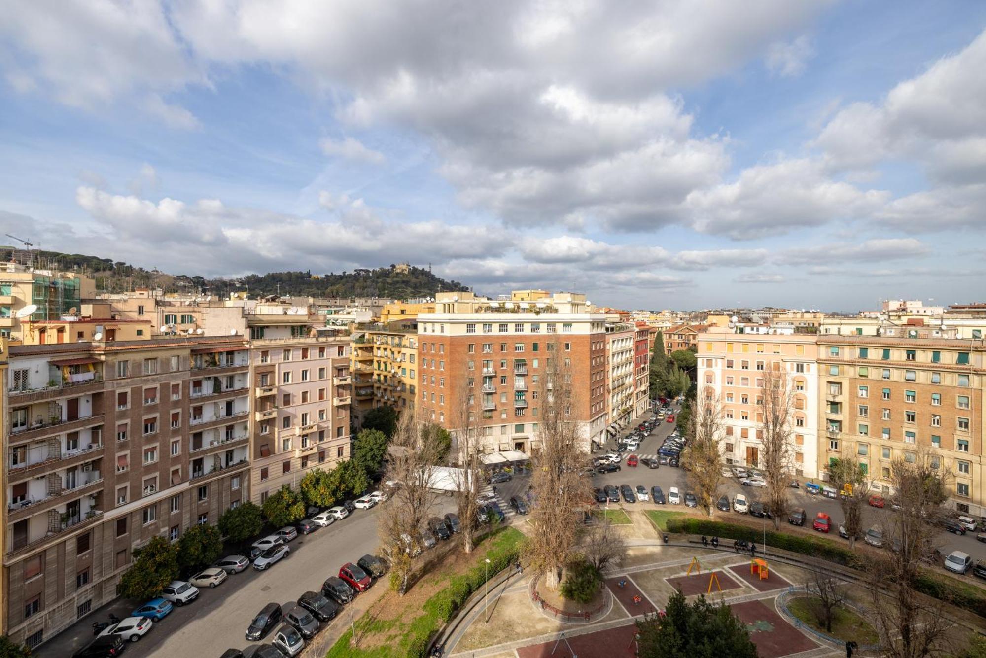 Top Floor Apt With Rooftop Terrace Near St. Peter Rome Exterior photo
